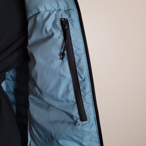 The North Face Women’s Terra Peak Hoodie Puffer Jacke - Picture 8 of 15